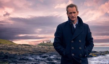 Alexander Armstrong covers 'Fields Of Gold' on his new album 'Upon A Different Shore'...
