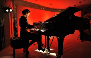 Rosey Chan Confirmed As Support Act For Sting's Hong Kong Concert On December 2...