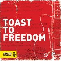 Levon Helm, Rosanne Cash, Carly Simon & Others Perform "Toast To Freedom" To Celebrate Amnesty International's 50th Anniversary...