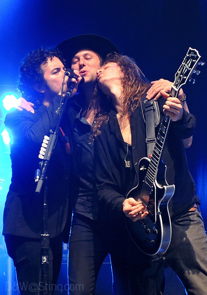 Sting, Joe Sumner and The Last Bandoleros performing in London on April 10, 2017. ©DW/Sting.com