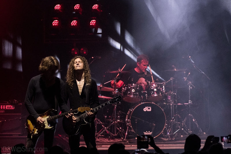 Sting, Joe Sumner and The Last Bandoleros performing in London on April 10, 2017. ©DW/Sting.com
