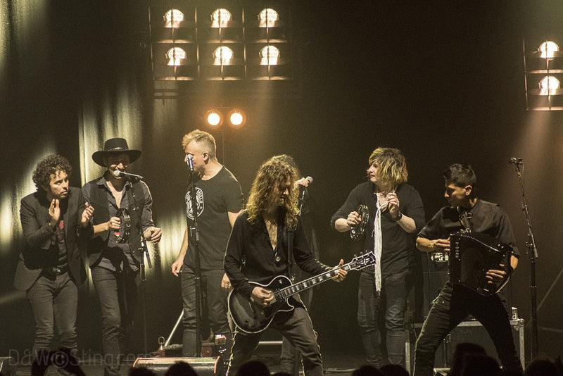 Sting, Joe Sumner and The Last Bandoleros performing in London on April 10, 2017. ©DW/Sting.com