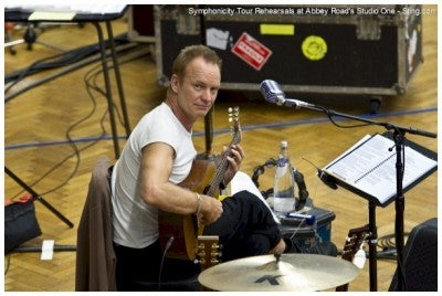 photo by: Clive Barda



Â© 2010