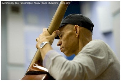 photo by: Clive Barda



Â© 2010